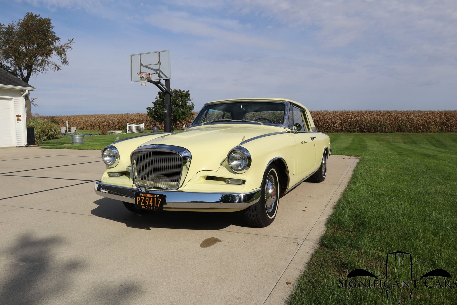 Studebaker-GT-Hawk-1962