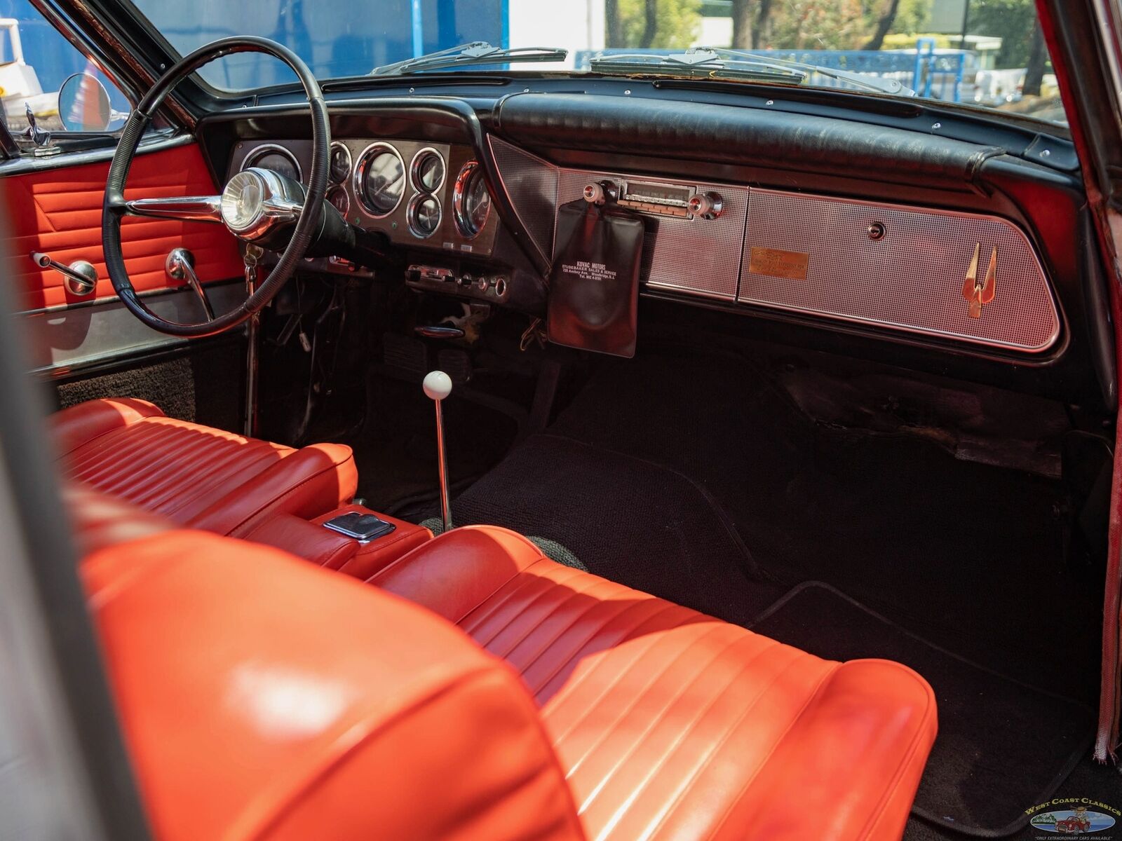 Studebaker-Gran-Turismo-Hawk-1962-2-Door-Hardtop-38