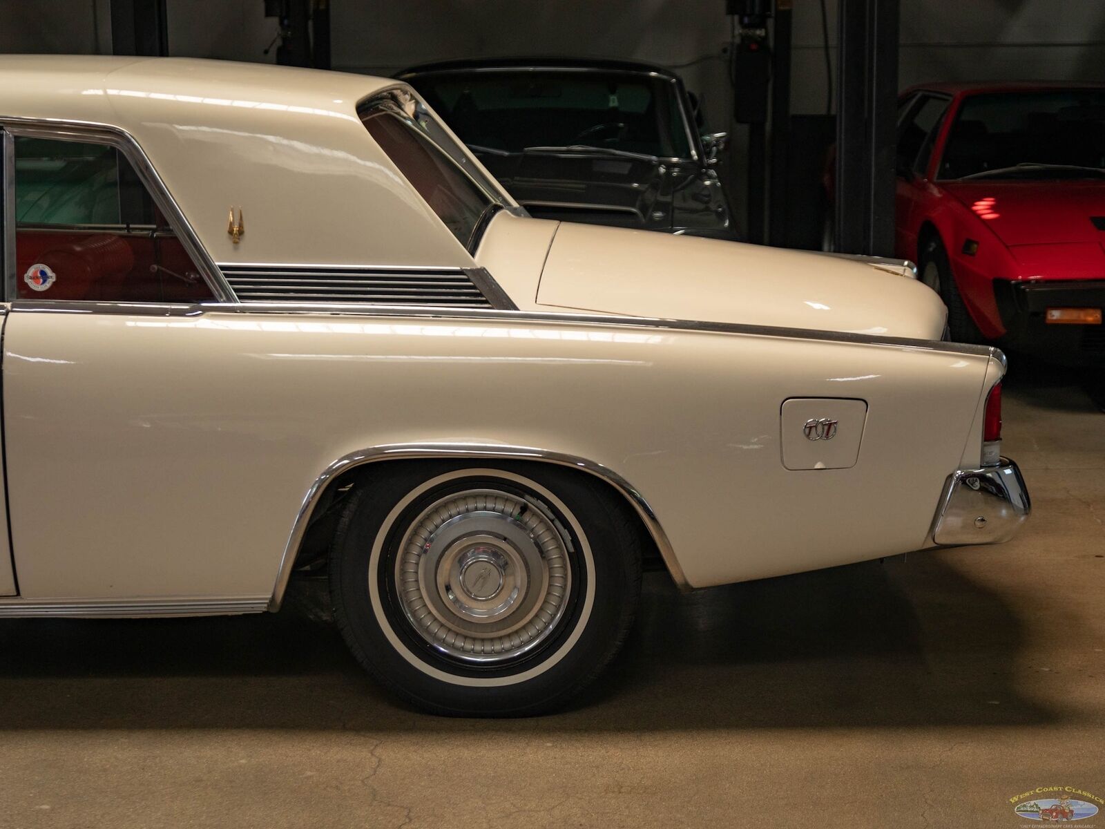 Studebaker-Gran-Turismo-Hawk-1962-2-Door-Hardtop-6