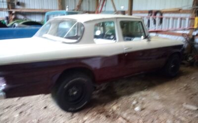 Studebaker Lark  1962 white