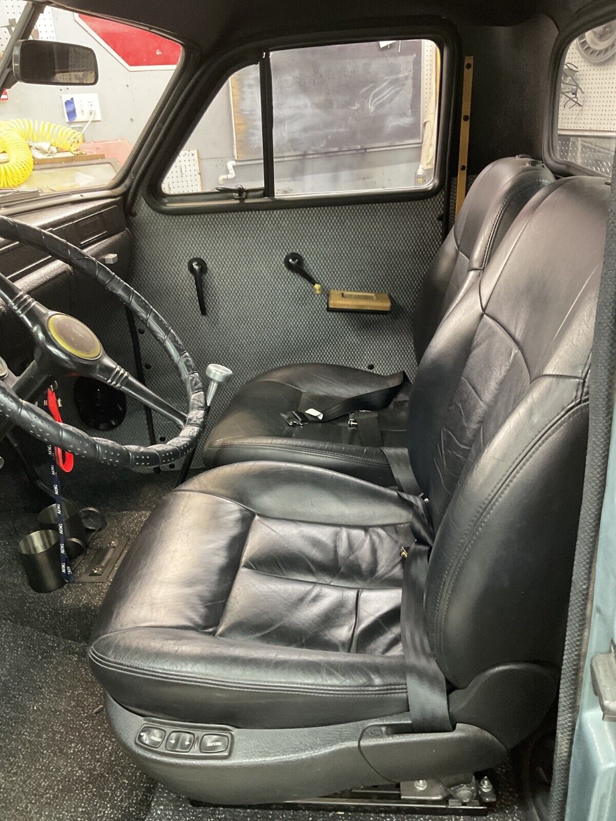 Studebaker-M5-1948-truck-10
