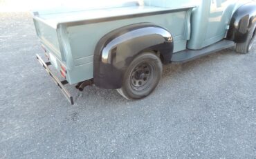 Studebaker-M5-1948-truck-2