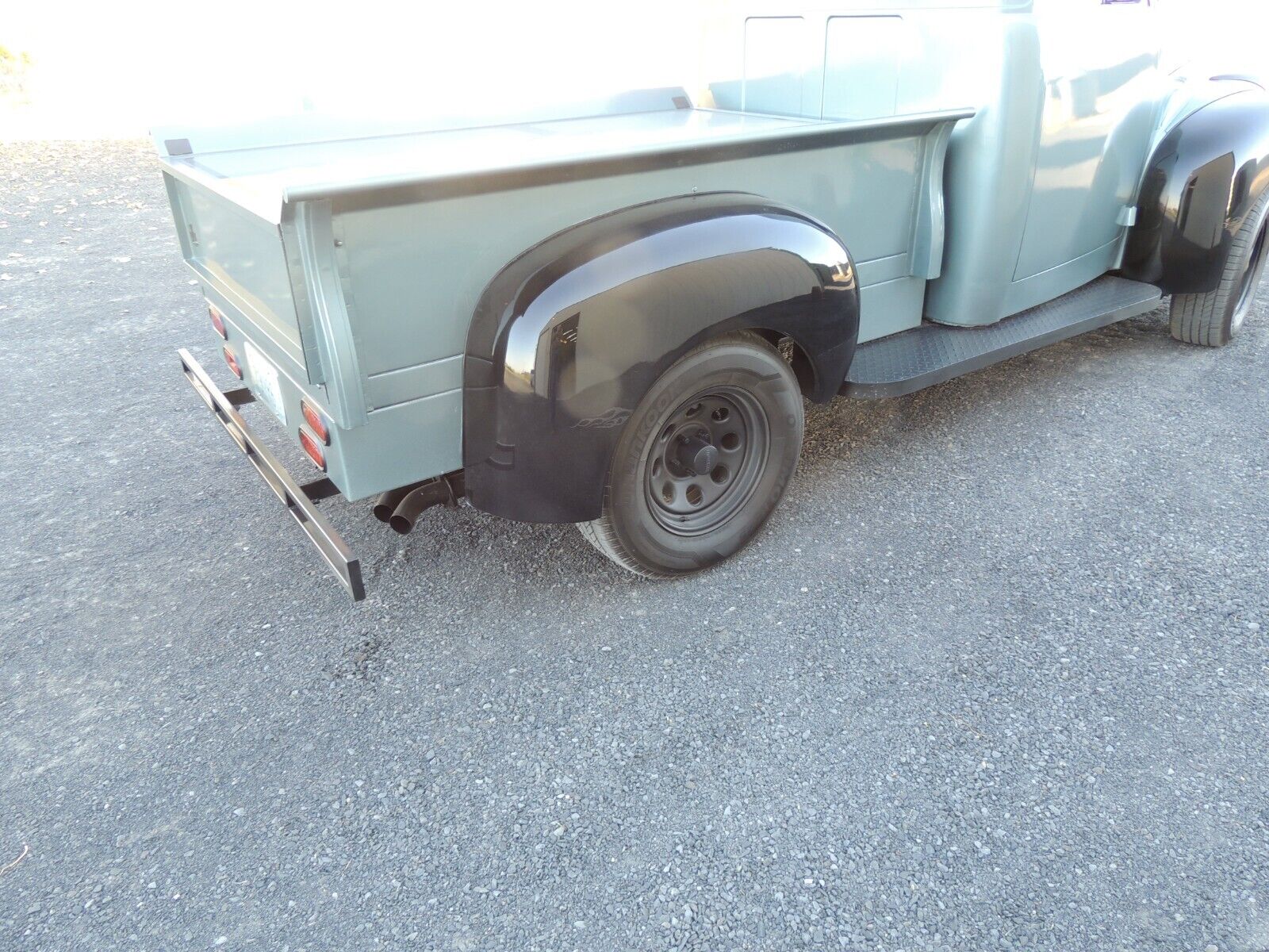Studebaker-M5-1948-truck-2