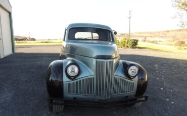 Studebaker-M5-1948-truck