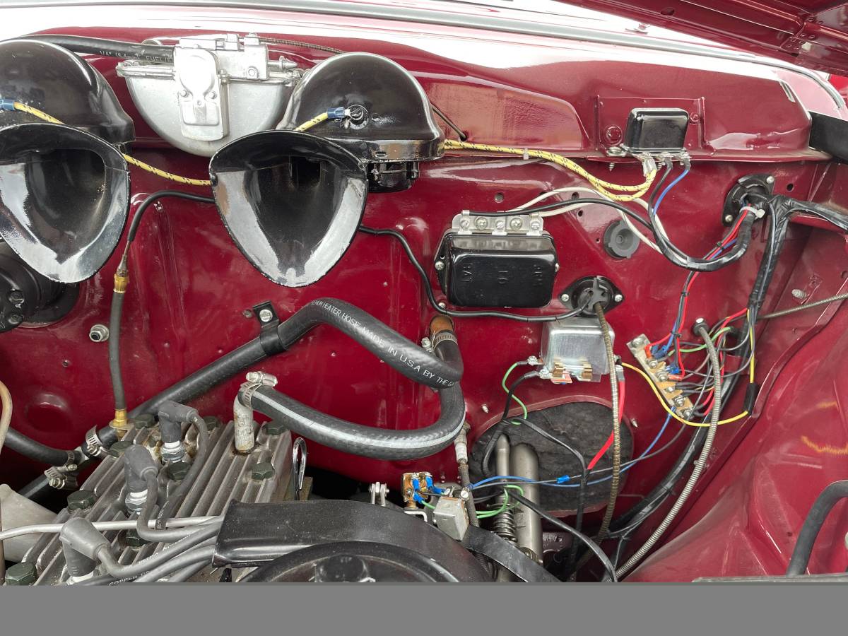 Studebaker-Starlight-champion-coupe-1950-red-6