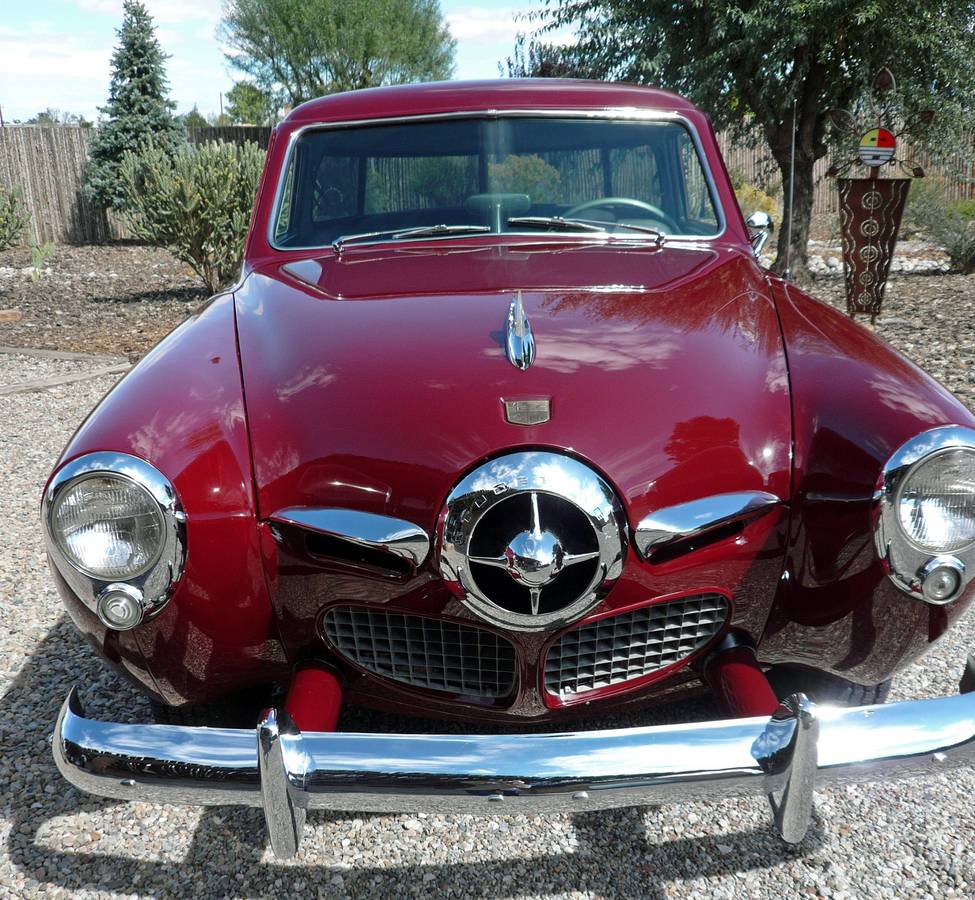 Studebaker-Starlight-champion-coupe-1950-red