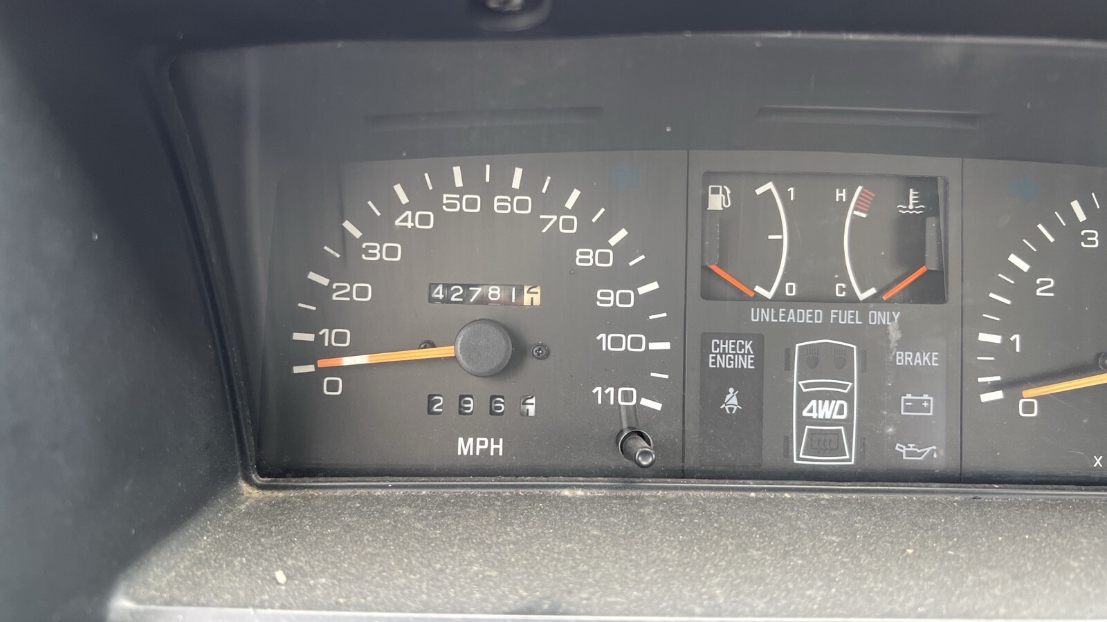Subaru-Justy-1988-10