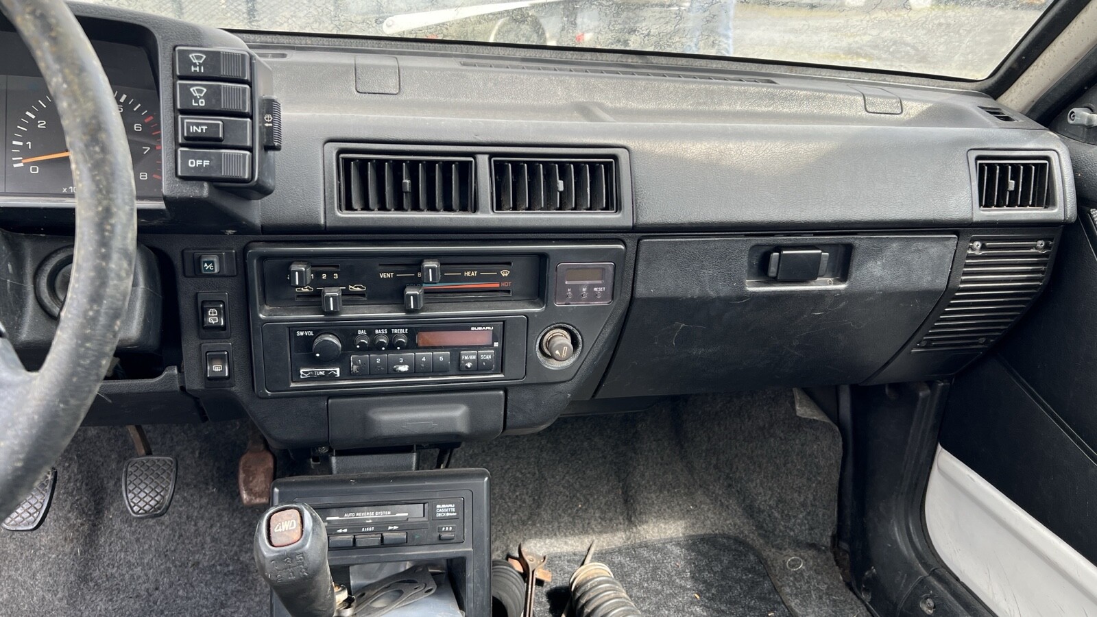 Subaru-Justy-1988-9