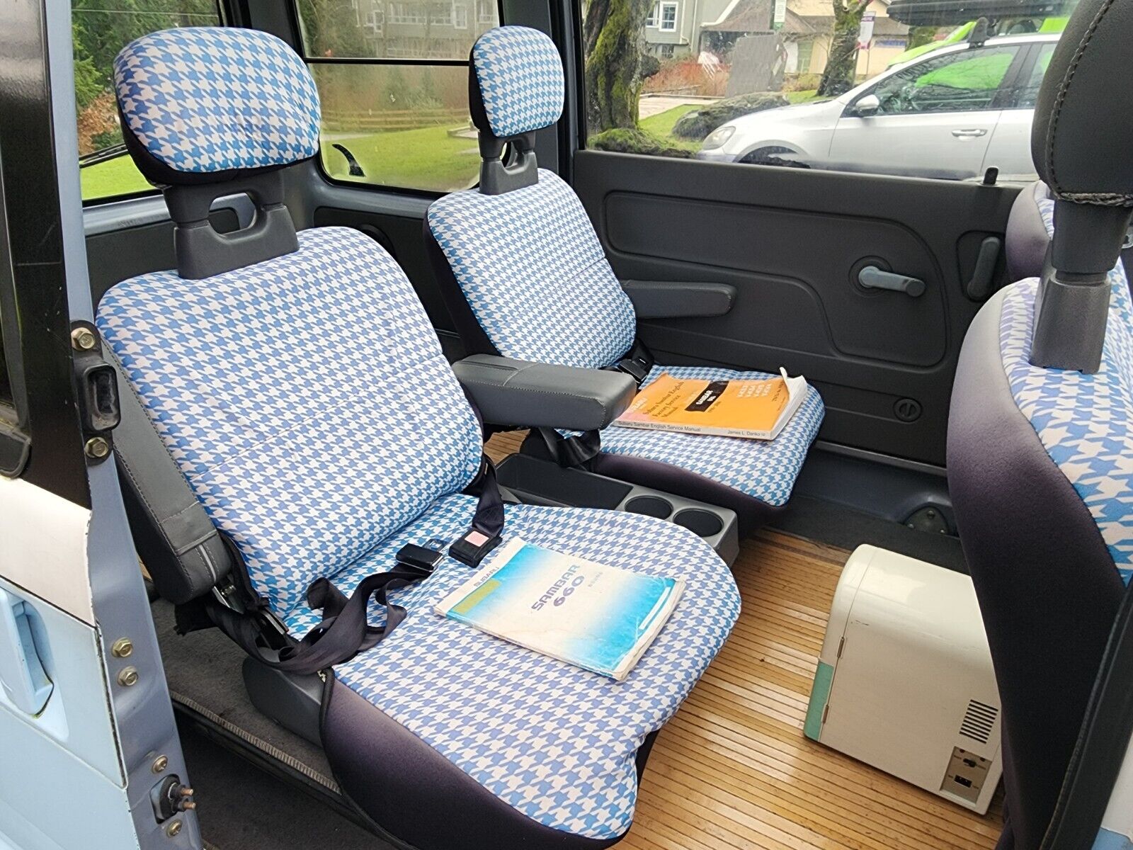 Subaru-Van-1994-Standard-Passenger-Van-15