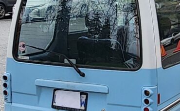 Subaru-Van-1994-Standard-Passenger-Van-3
