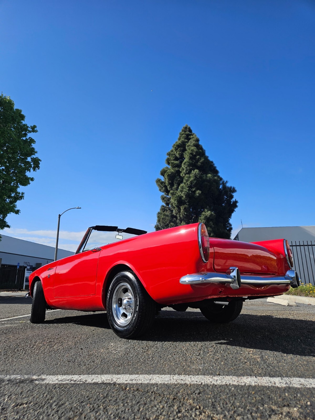 Sunbeam-Alpine-1965-Convertible-21