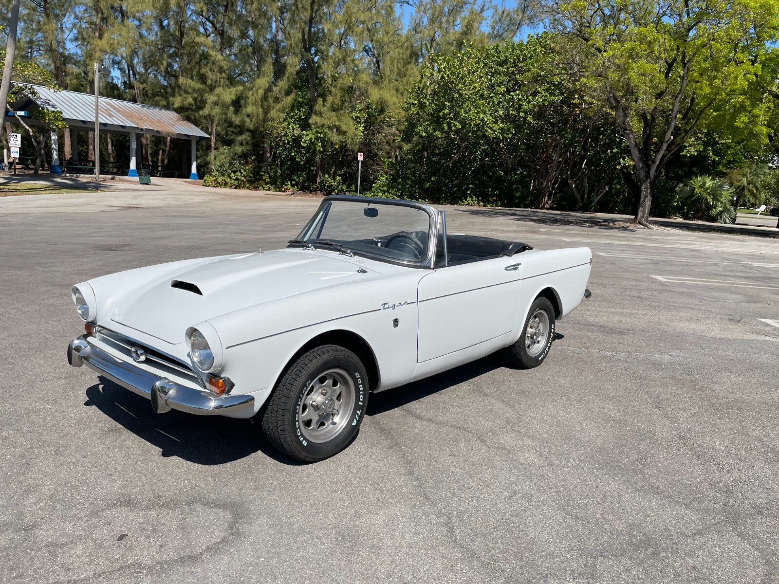 Sunbeam-Tiger-1966-Convertible-36