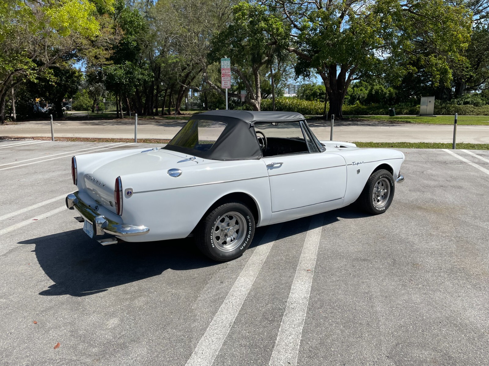 Sunbeam-Tiger-1966-Convertible-6