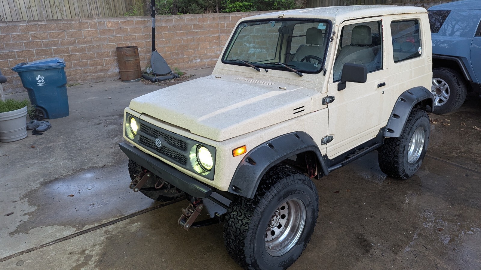 Suzuki-Samurai-1987-10