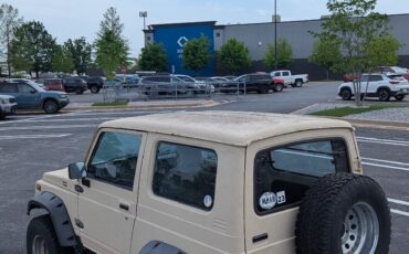 Suzuki-Samurai-1987-21