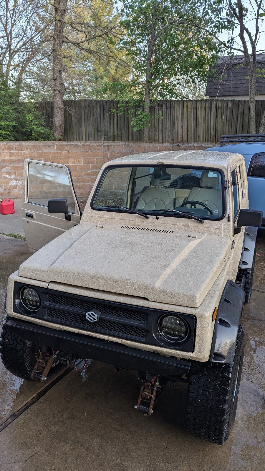 Suzuki-Samurai-1987-3