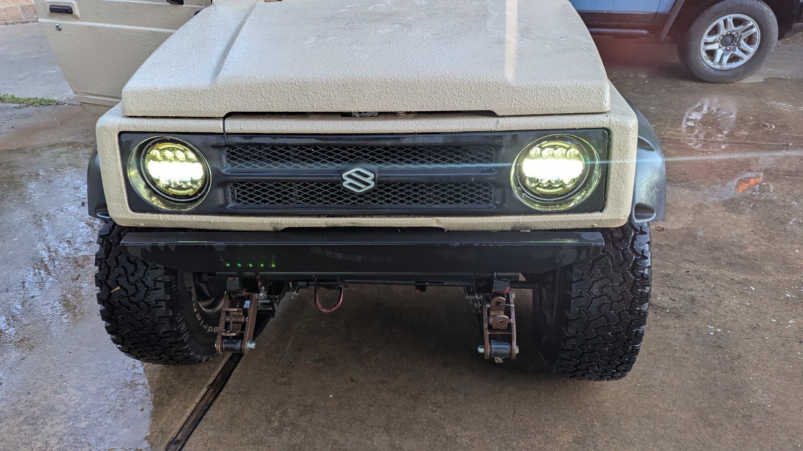 Suzuki-Samurai-1987-8