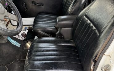 Suzuki-Samurai-1987-Convertible-8