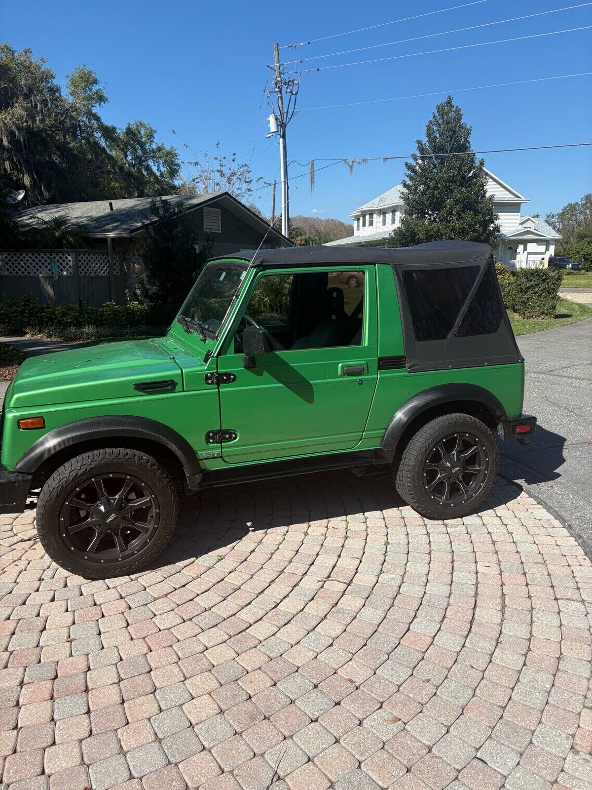 Suzuki-Samurai-1992-Convertible-4