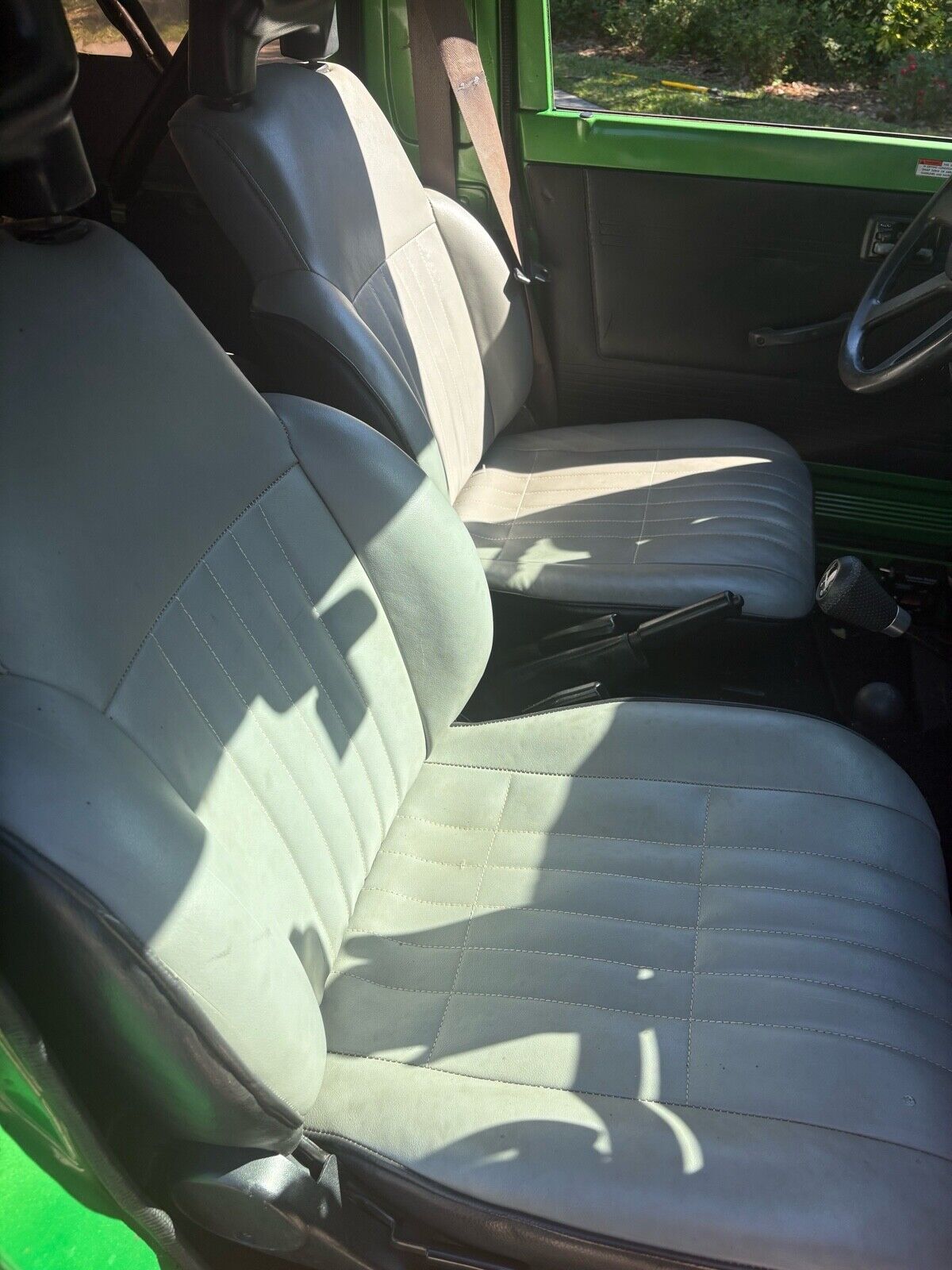 Suzuki-Samurai-1992-Convertible-6