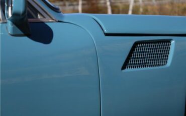 TVR-2500-V8-1973-COUPE-18