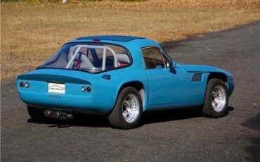 TVR-2500-V8-1973-COUPE-2
