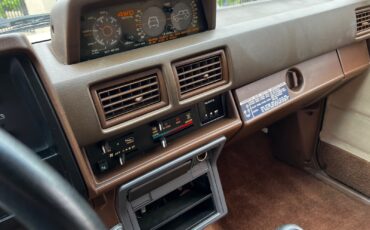 Toyota-4Runner-1984-SUV-17