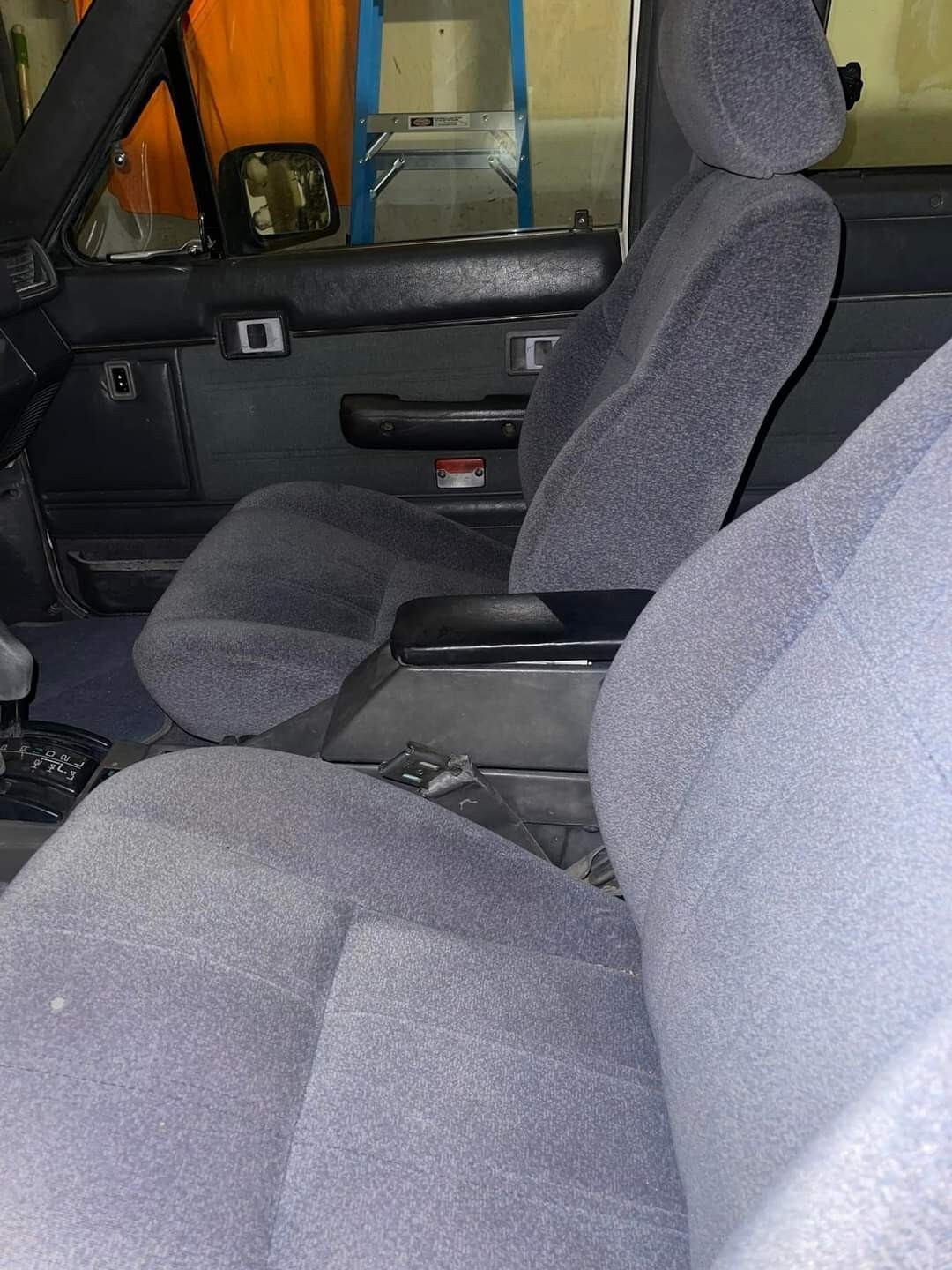 Toyota-4Runner-1987-SUV-17