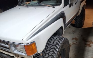 Toyota-4Runner-1987-SUV-8
