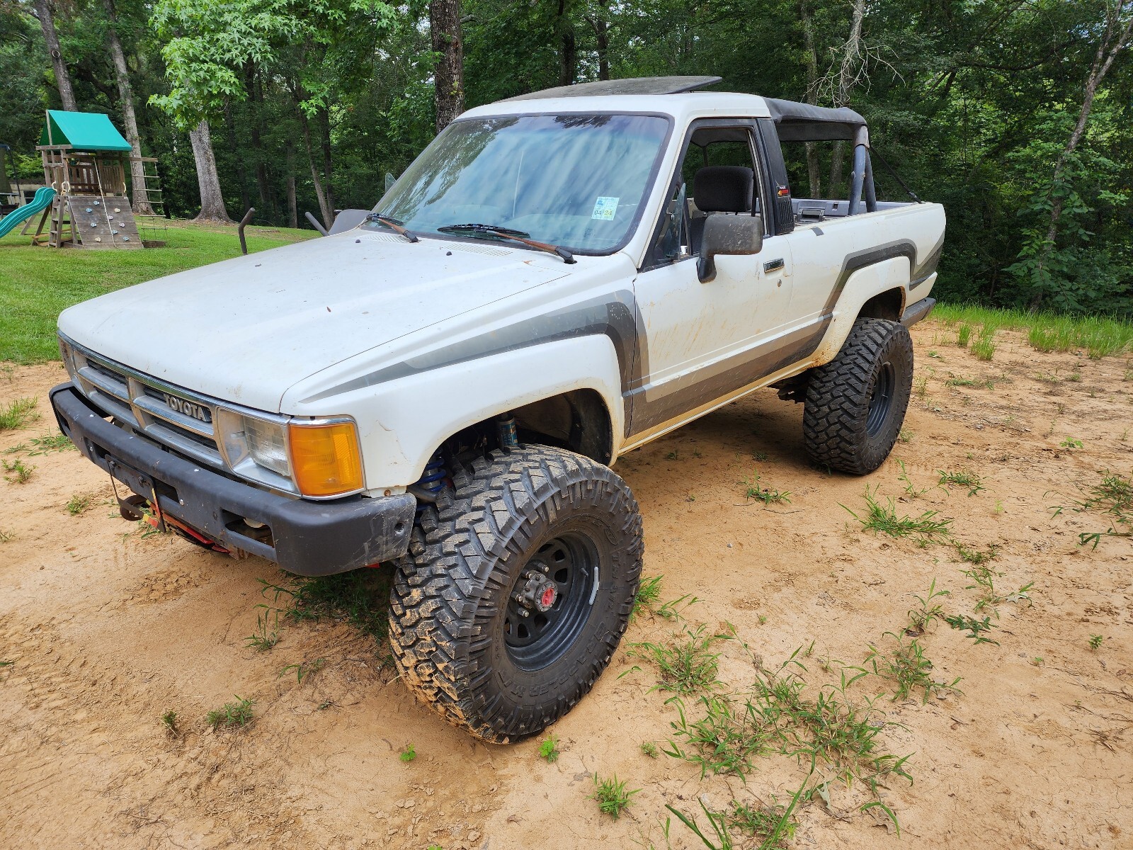 Toyota-4Runner-1987-SUV