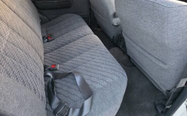 Toyota-4Runner-1995-SUV-12