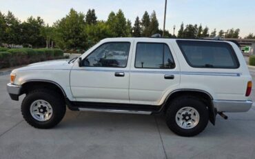 Toyota-4Runner-1995-SUV-4