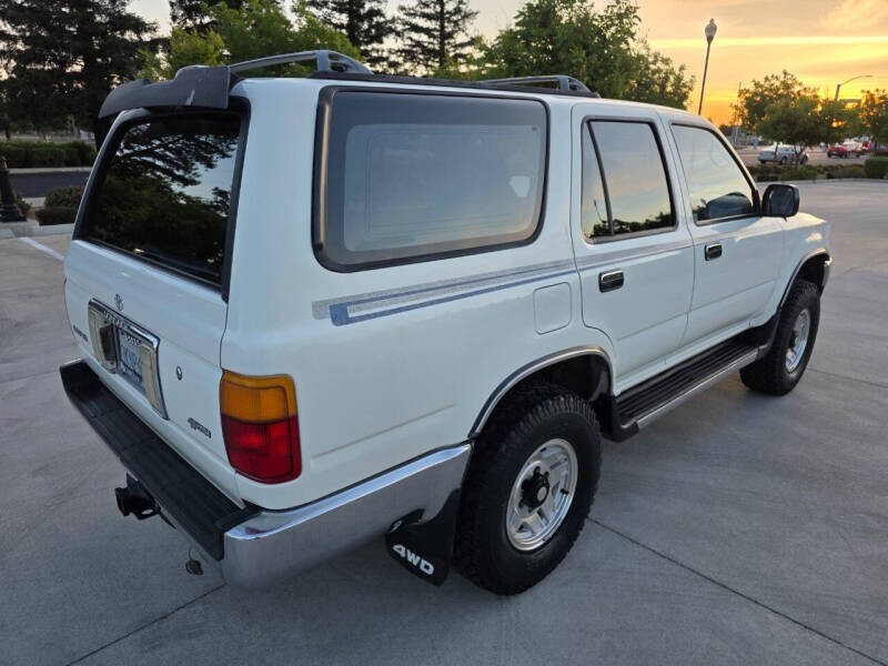 Toyota-4Runner-1995-SUV-7