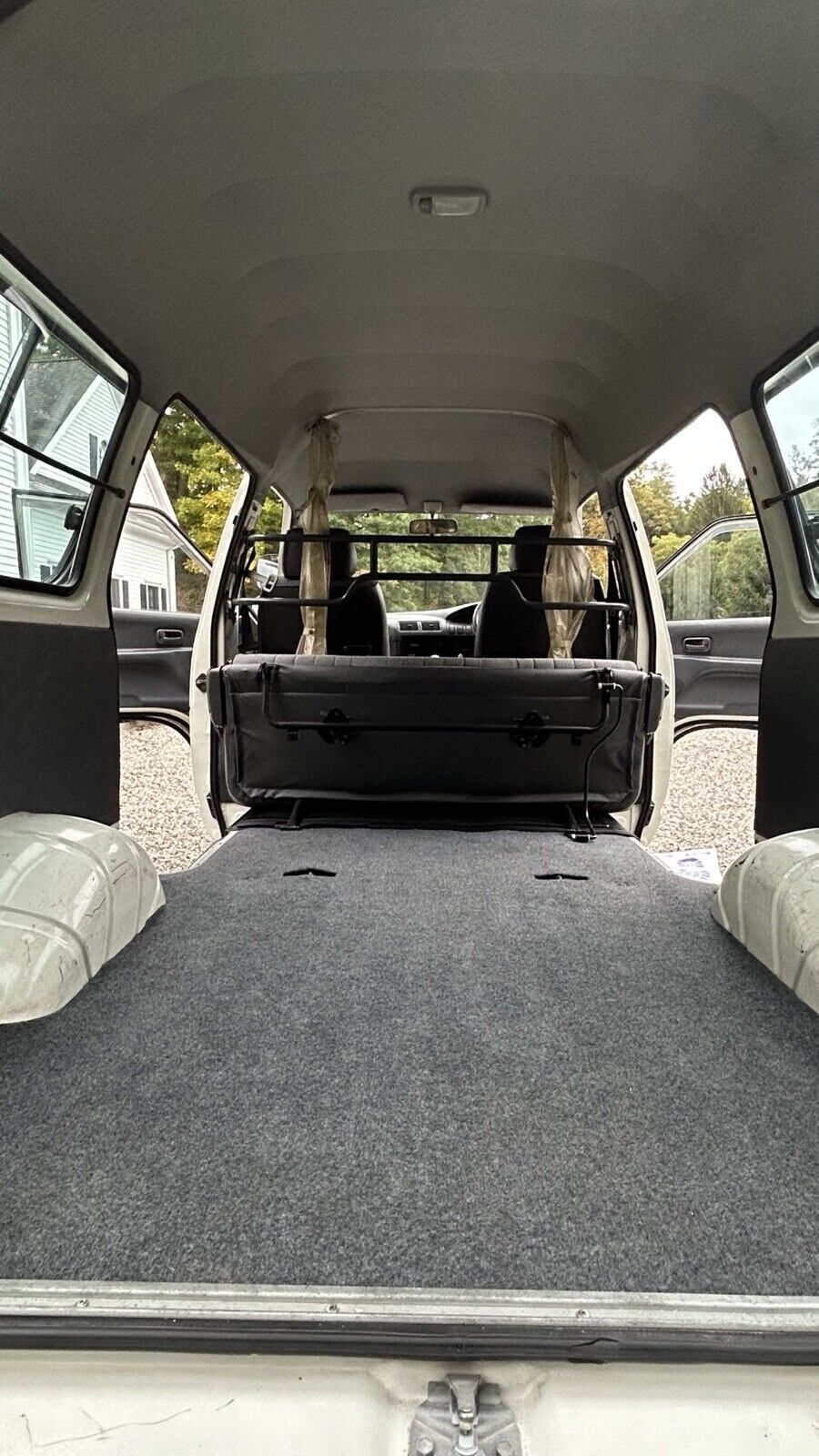 Toyota-Avalon-1995-Standard-Passenger-Van-11