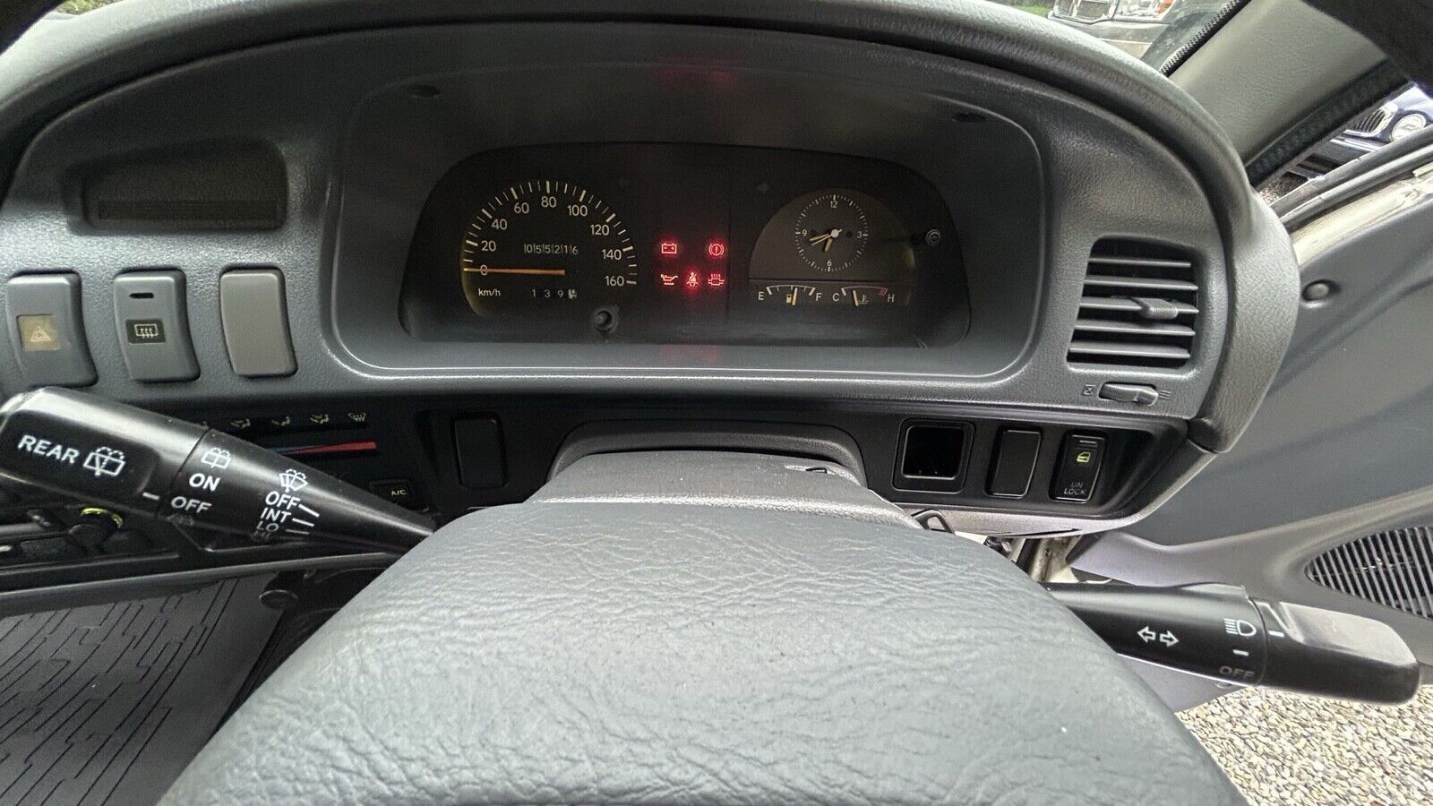 Toyota-Avalon-1995-Standard-Passenger-Van-12