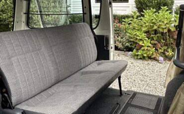 Toyota-Avalon-1995-Standard-Passenger-Van-15