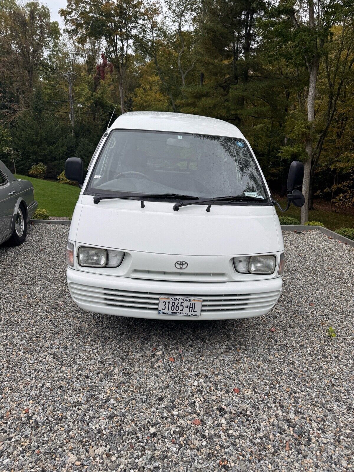 Toyota-Avalon-1995-Standard-Passenger-Van-3