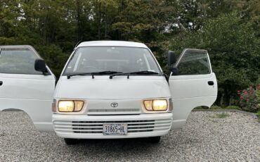 Toyota-Avalon-1995-Standard-Passenger-Van-5