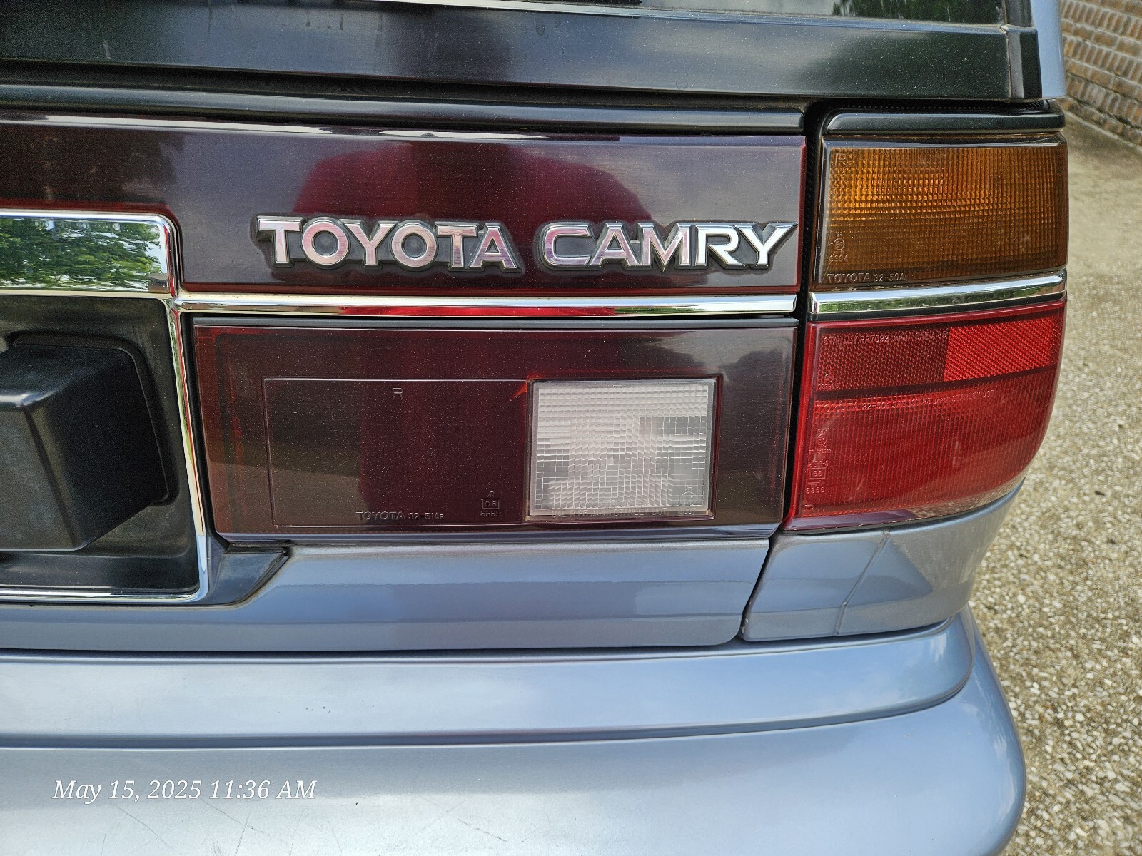 Toyota-Camry-1987-5