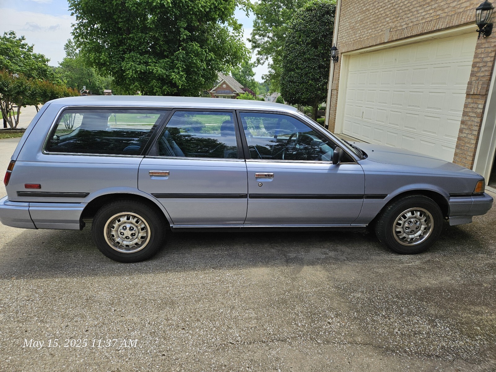 Toyota-Camry-1987