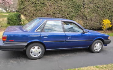 Toyota-Camry-1991-Sedan-1