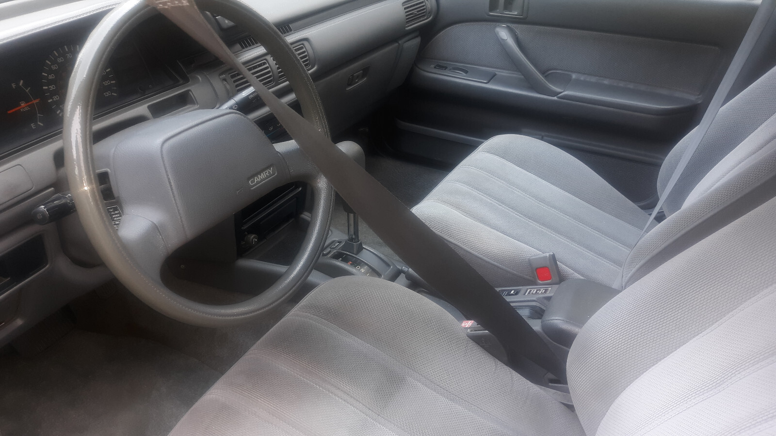 Toyota-Camry-1991-Sedan-5