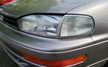 Toyota-Camry-1994-Sedan-10