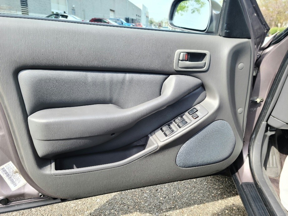 Toyota-Camry-1994-Sedan-13