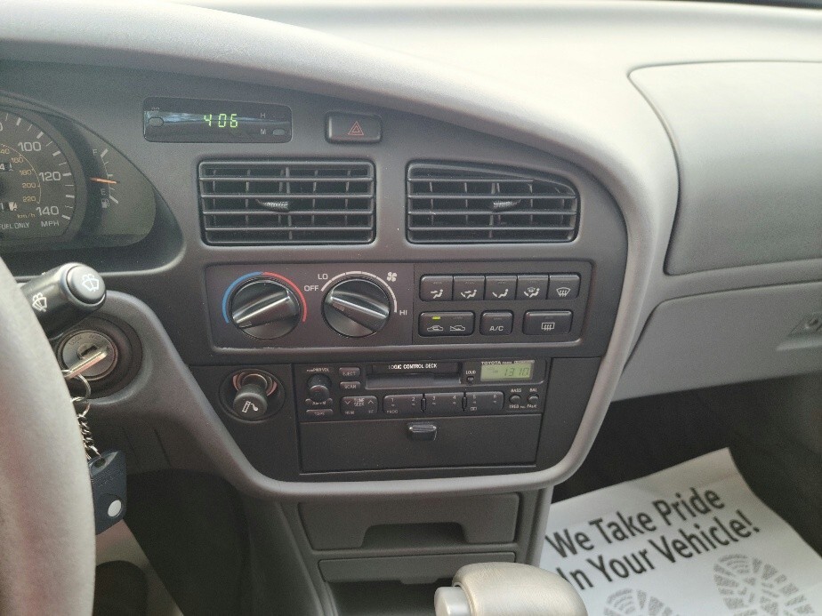 Toyota-Camry-1994-Sedan-16