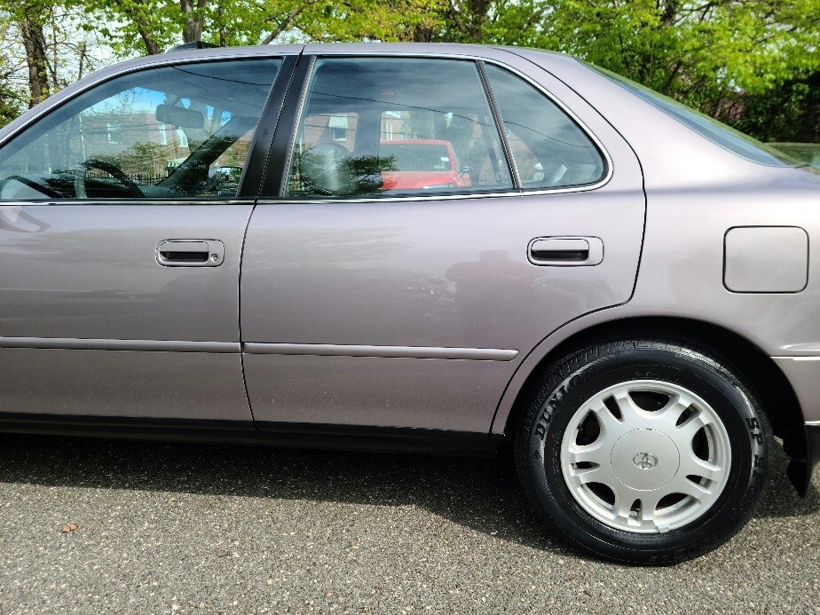 Toyota-Camry-1994-Sedan-2
