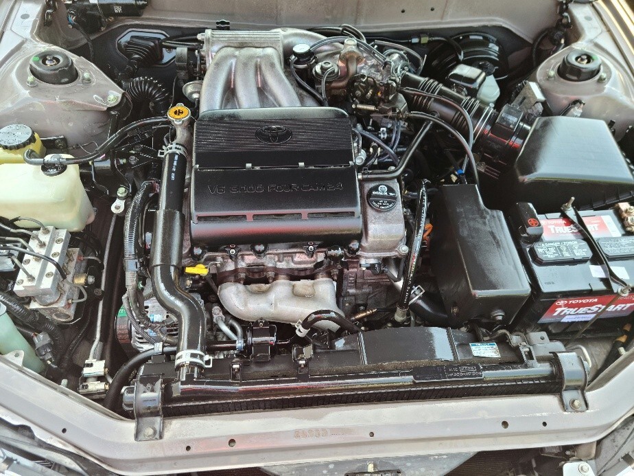 Toyota-Camry-1994-Sedan-24