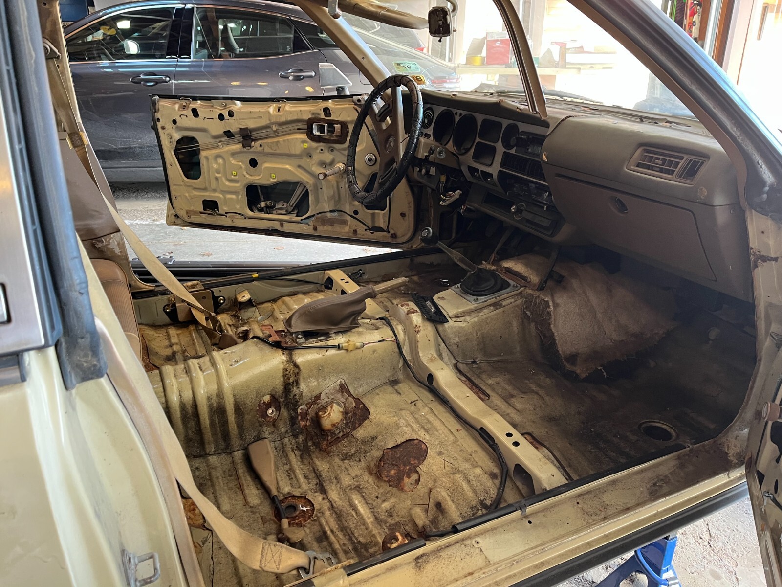 Toyota-Celica-1979-Hatchback-2