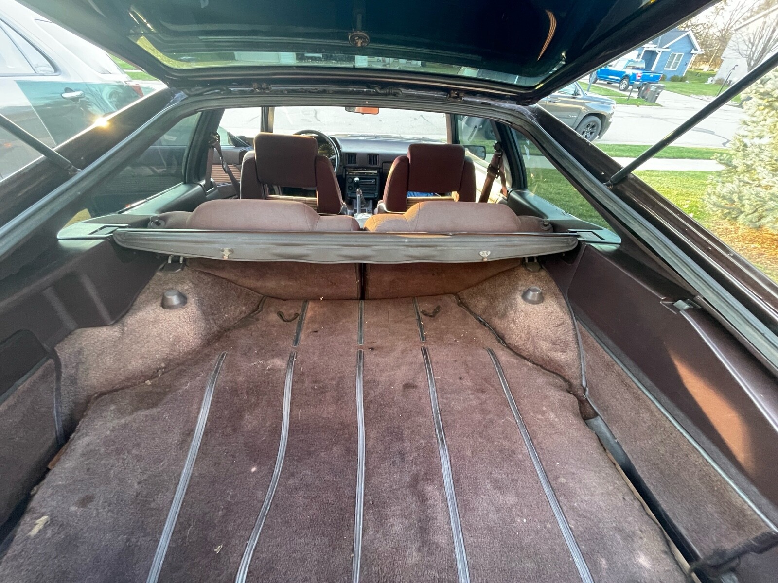 Toyota-Celica-1984-Hatchback-16