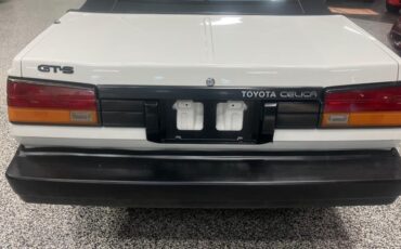 Toyota-Celica-1985-Convertible-6
